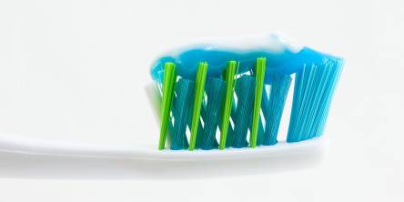 How to Whiten Teeth Without Harming Your Health?