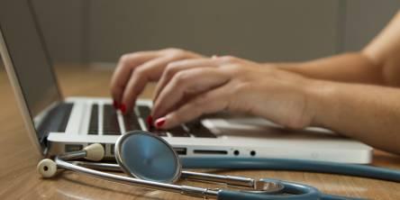 Robotic Process Automation (RPA) in Healthcare: What Are the Main Benefits?